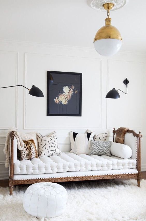 Glamor of Vintage Furniture: How to Capture Classic Style 