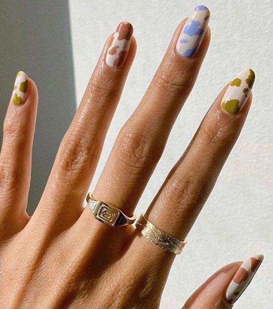 cow print manicure