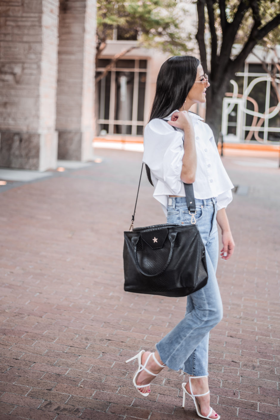 How to style cropped jeans