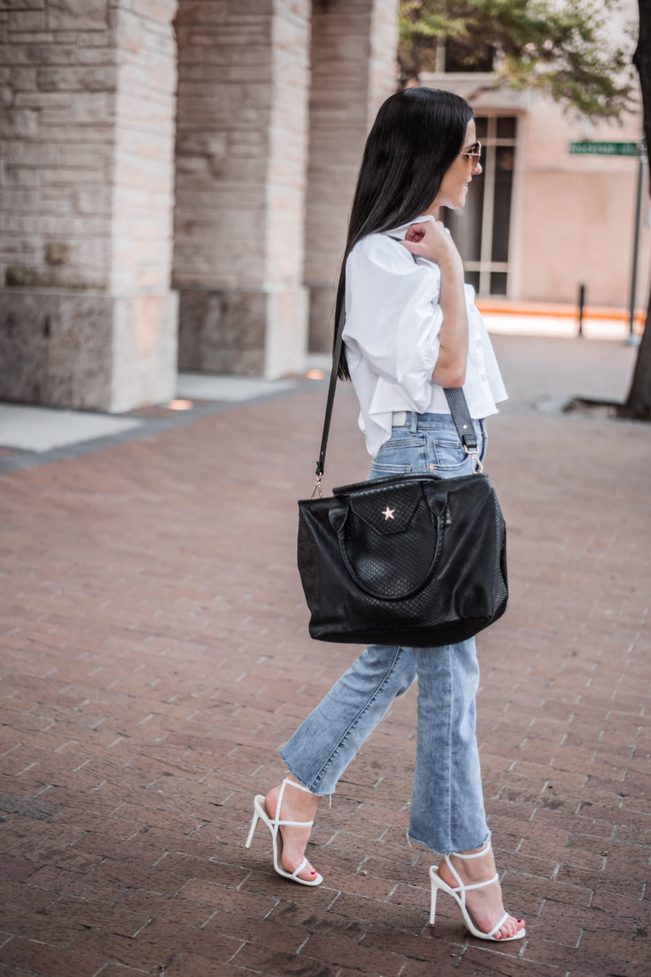 Cropped Jeans White Blouse Fall