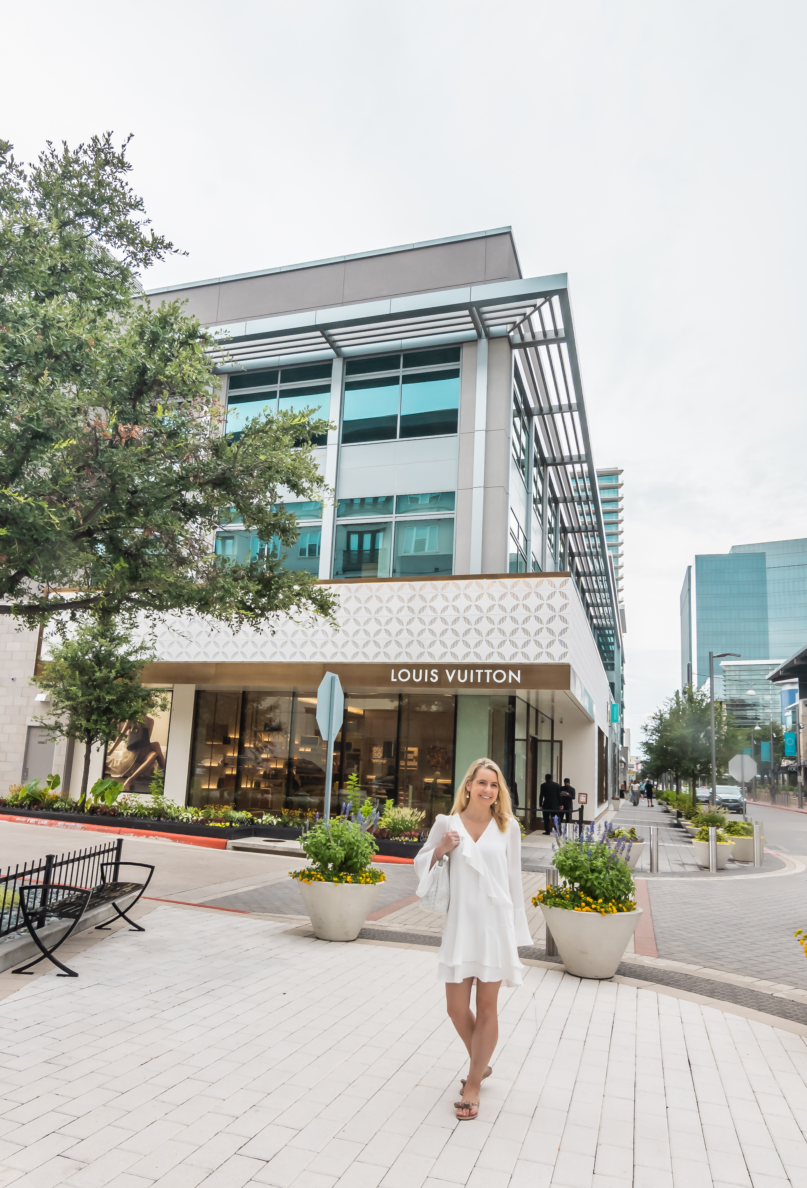 Plano fashion blogger shopping guide