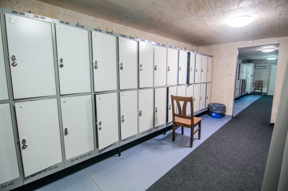 snow hotel changing room