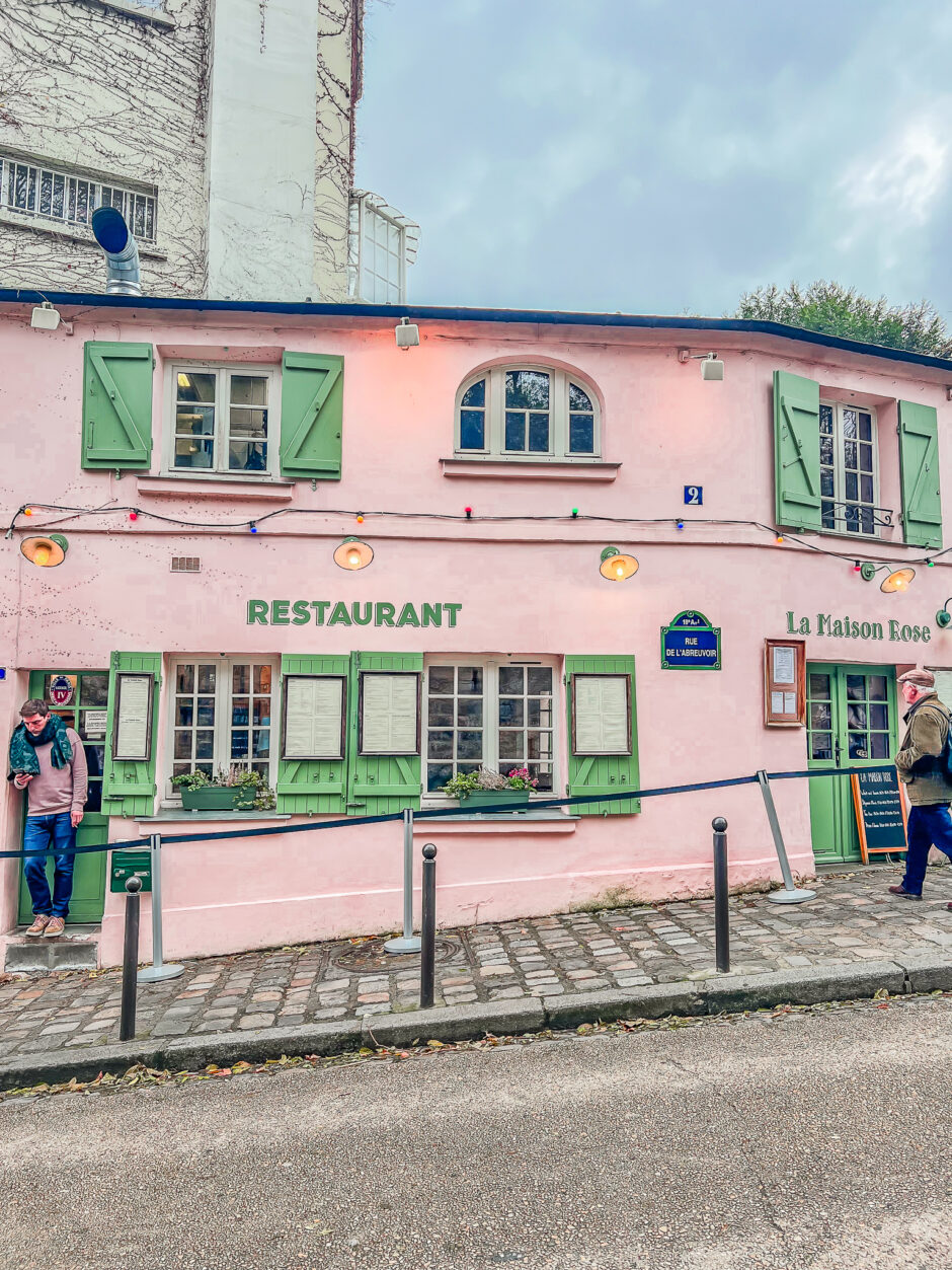 Montmartre city guide