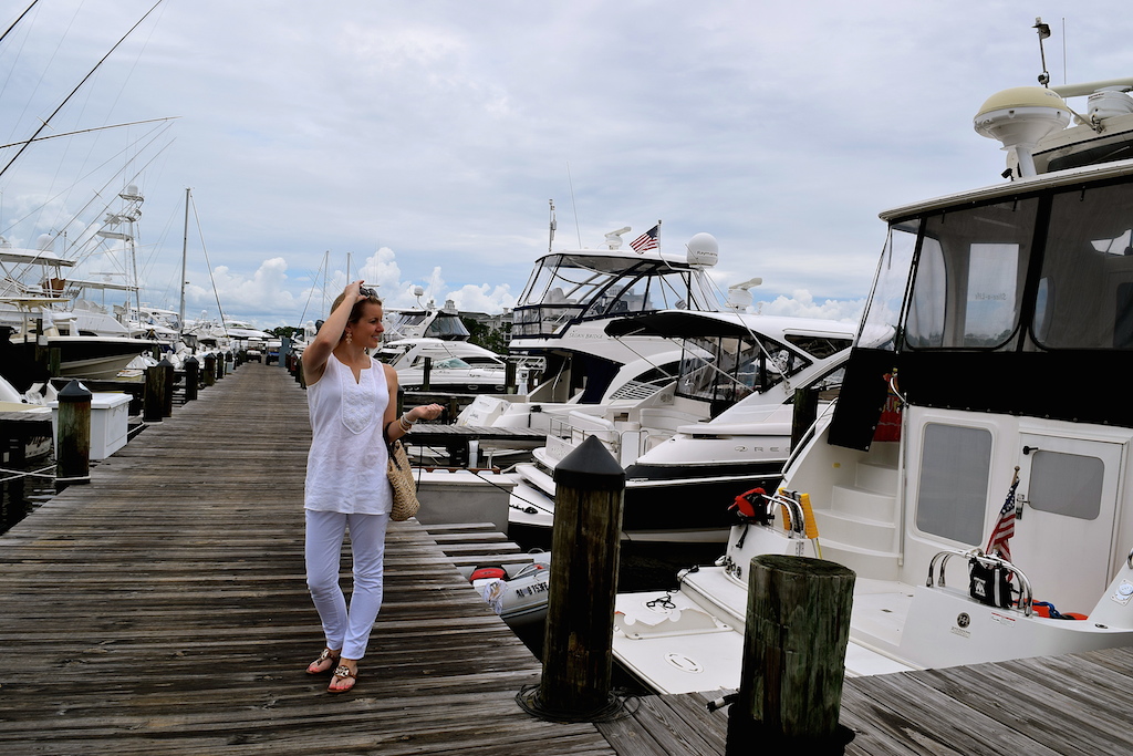 sandestin boats white outfit
