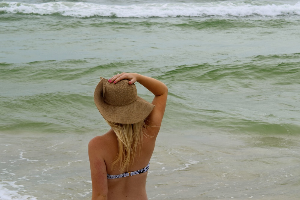 floppy beach hat