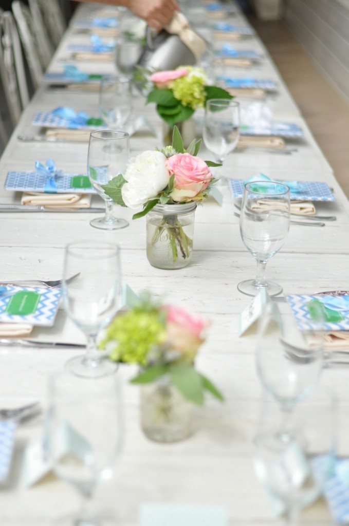 wedding shower table setting dallas
