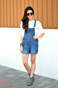 how to wear short overalls