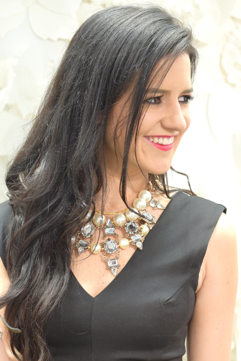 Pearl Statement Necklace Fashion Blogger