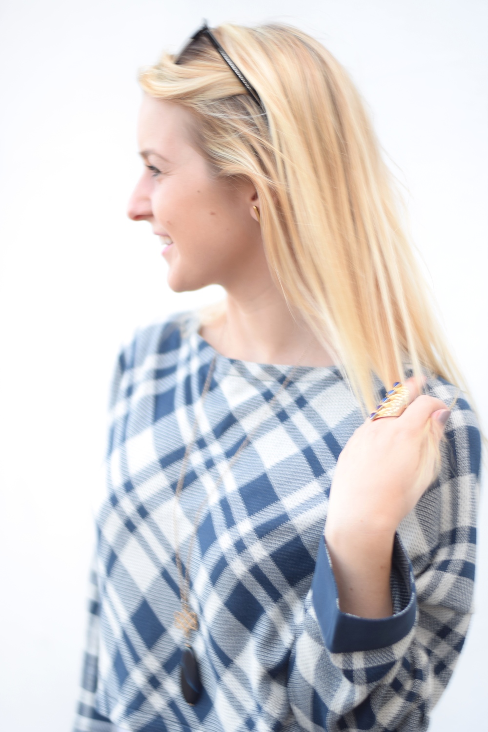 51inc crop sweater
