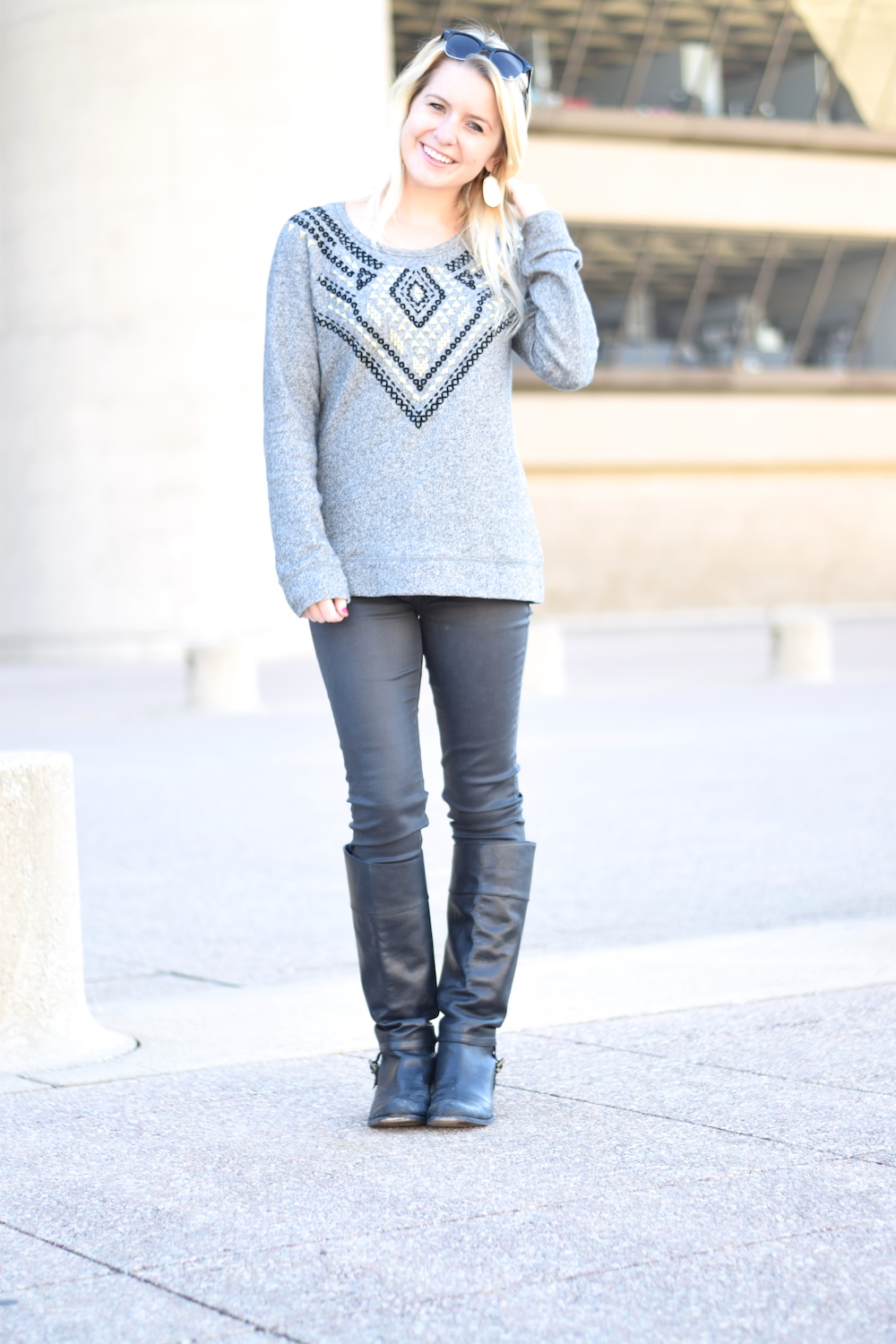 preppy fashion blogger