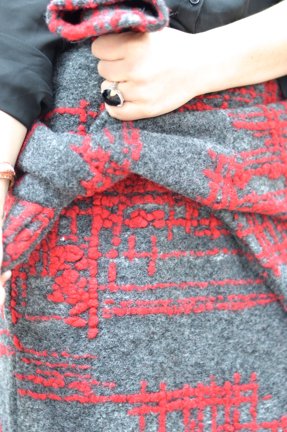 sweater around waist