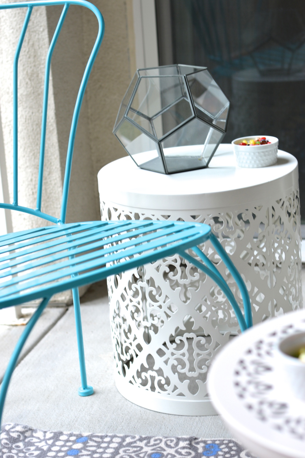 outdoor teal tray