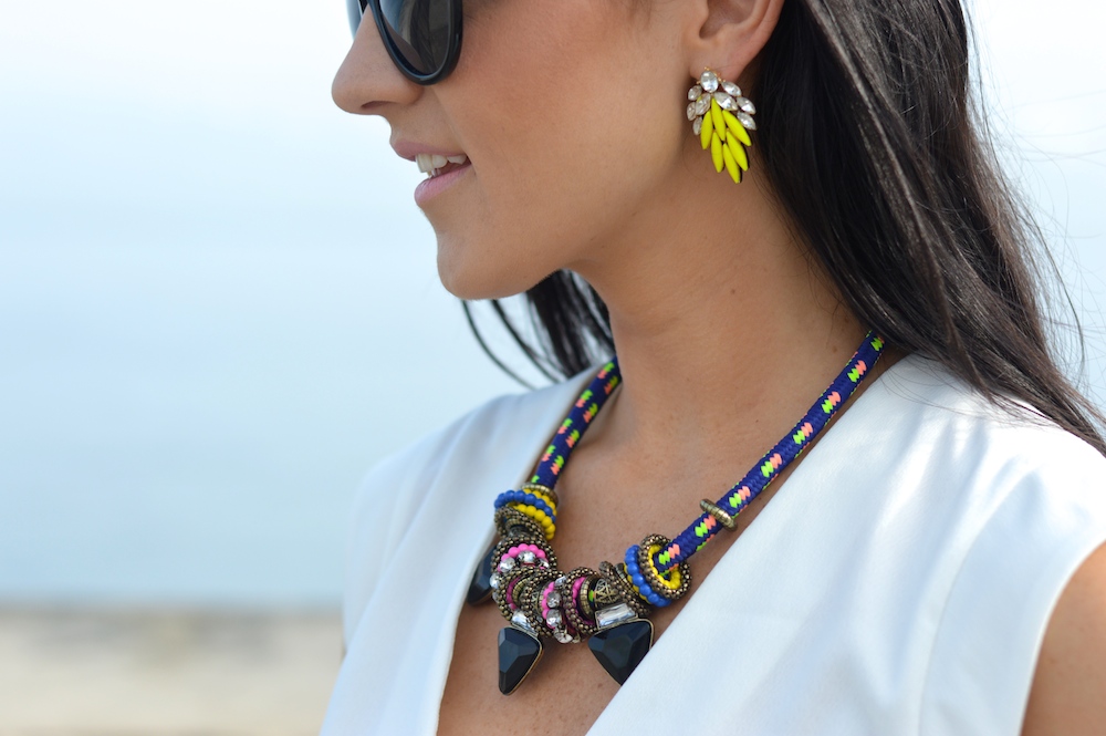 elle gray statement necklace