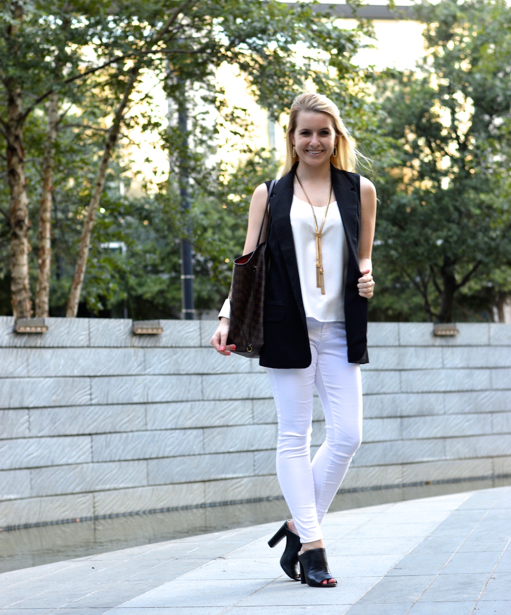 white skinny jeans black blazer