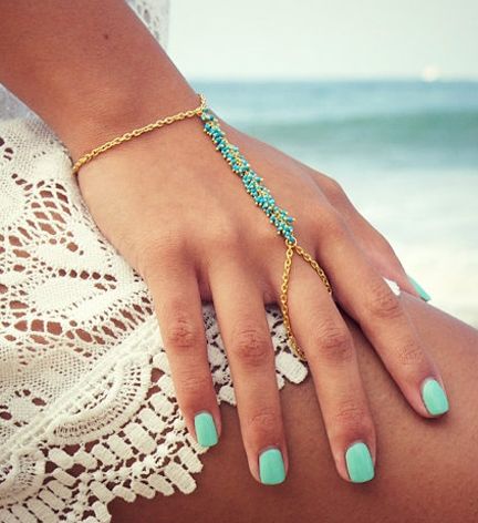 turquoise nail trend