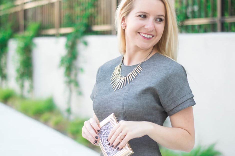 gold spike statement necklace