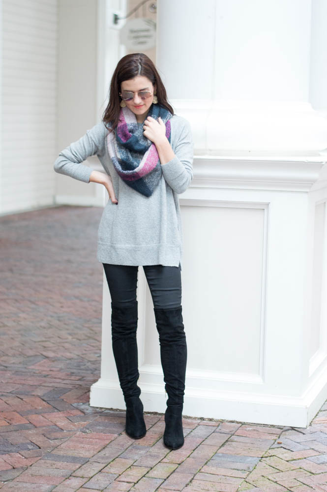 gray sweater scarf-12