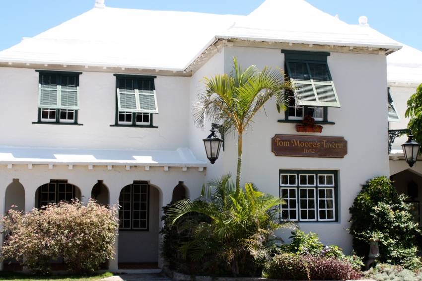 Tom Moore's Tavern Bermuda dining
