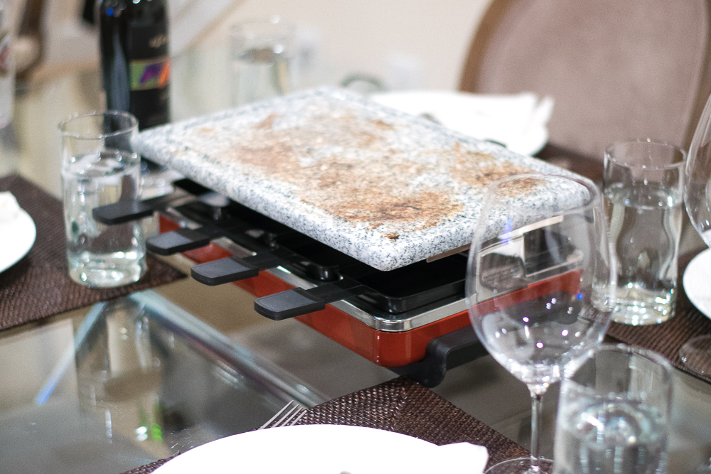 swiss-raclette-machine