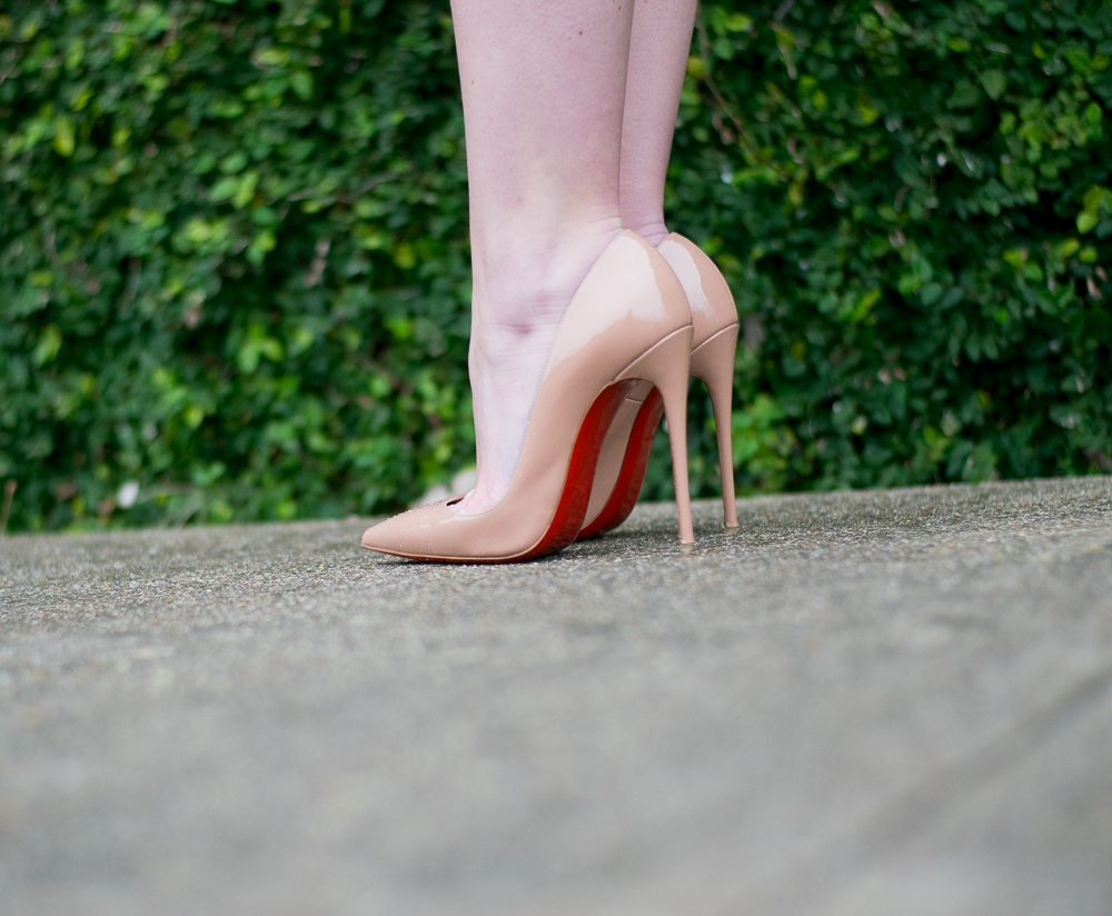 nude so kate pumps