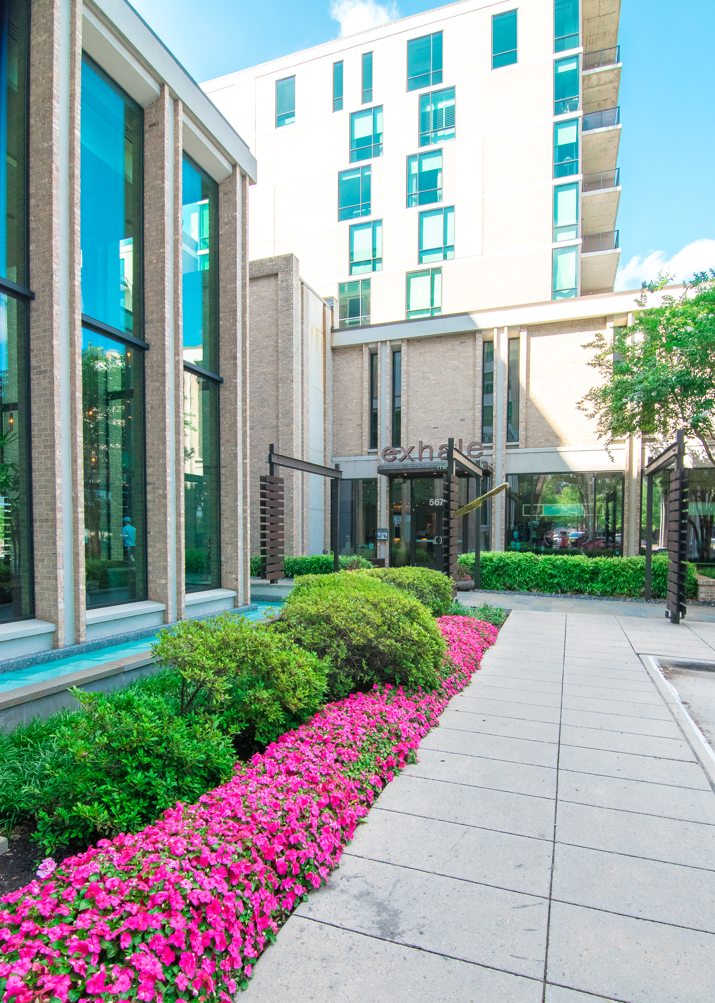 Highland Hotel Dallas exterior