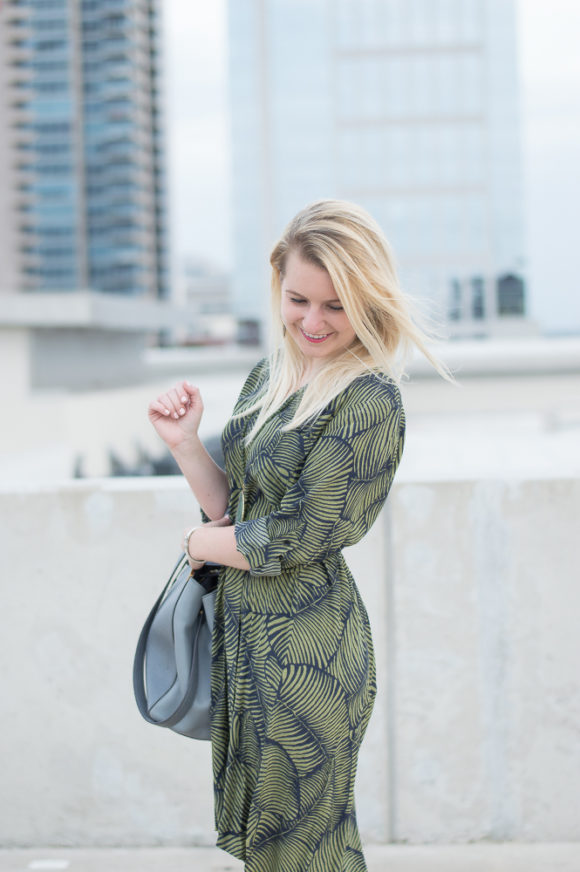 chic work dress