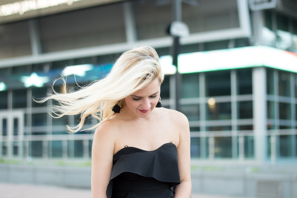 black sweetheart strapless dress