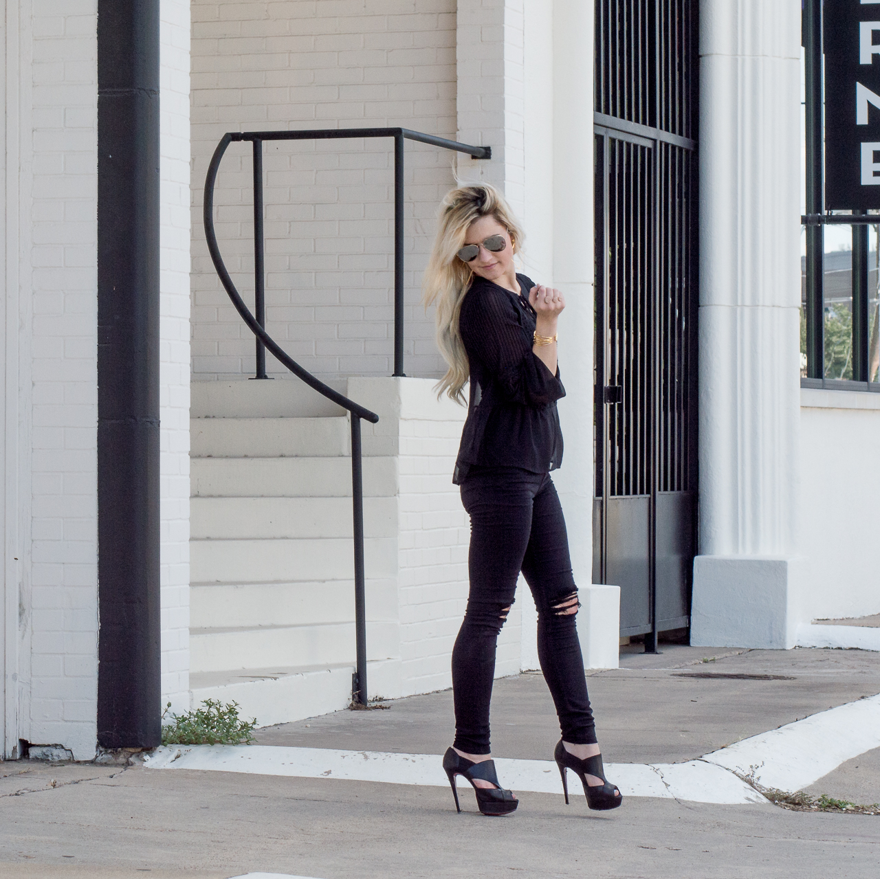 all black outfit