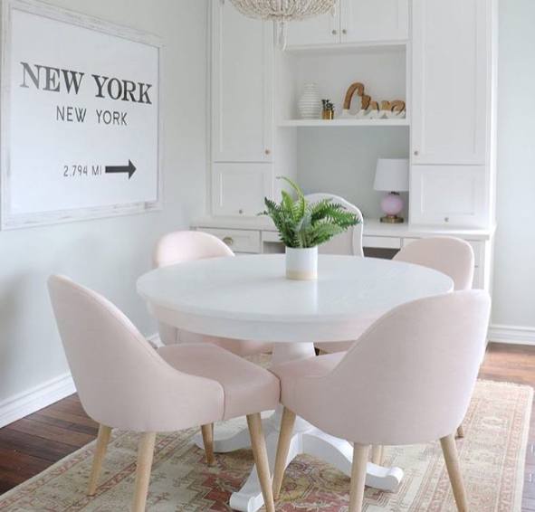 pink-chairs-dining-room