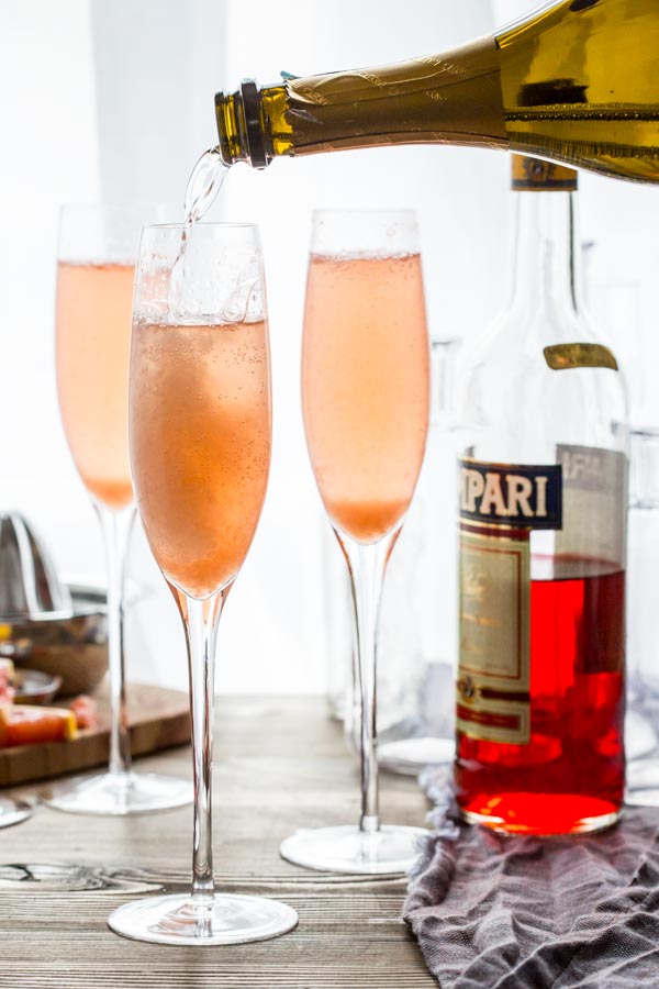 grapefruit-champagne-cocktail-new-years-eve-champagne