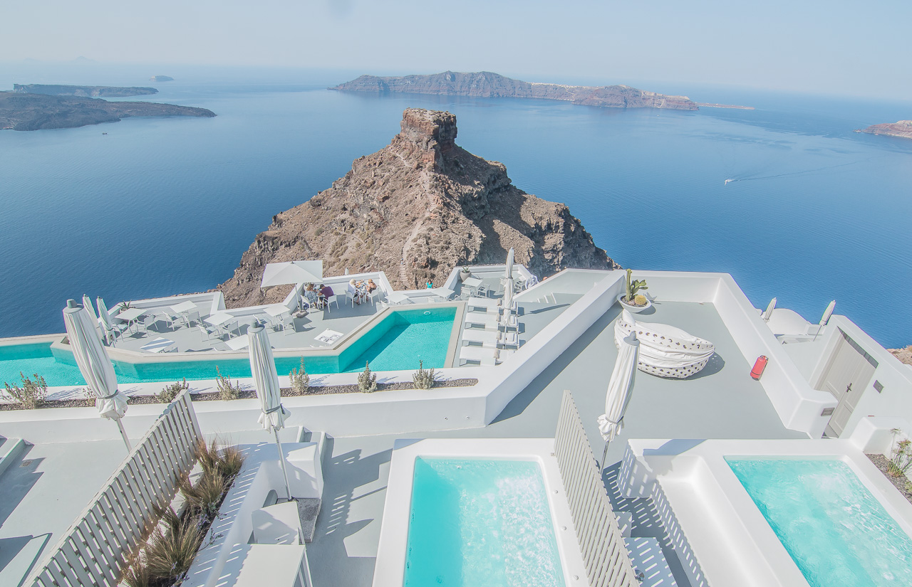 best-pools-santorini-grace-hotels