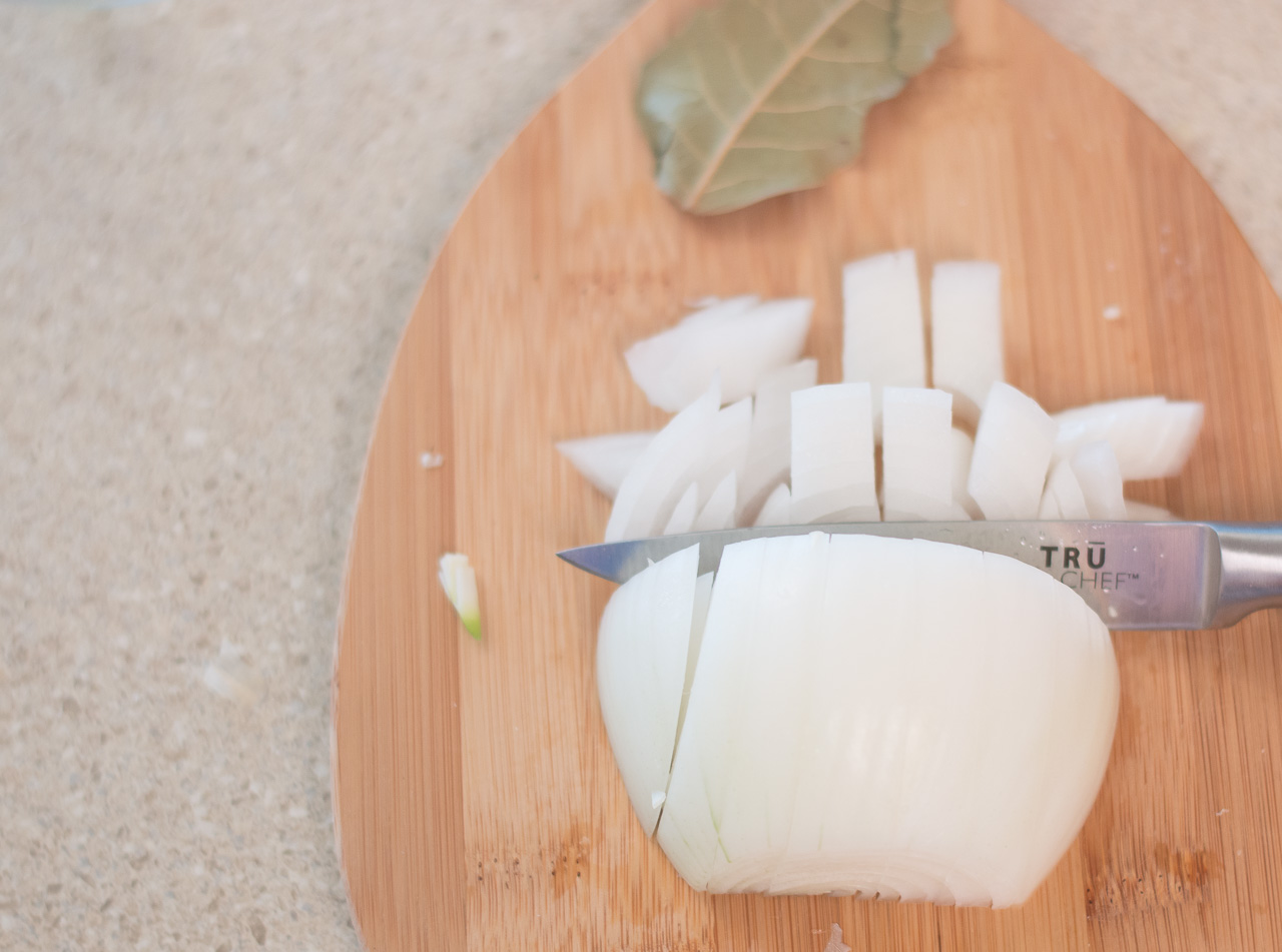 how-to-chop-an-onion