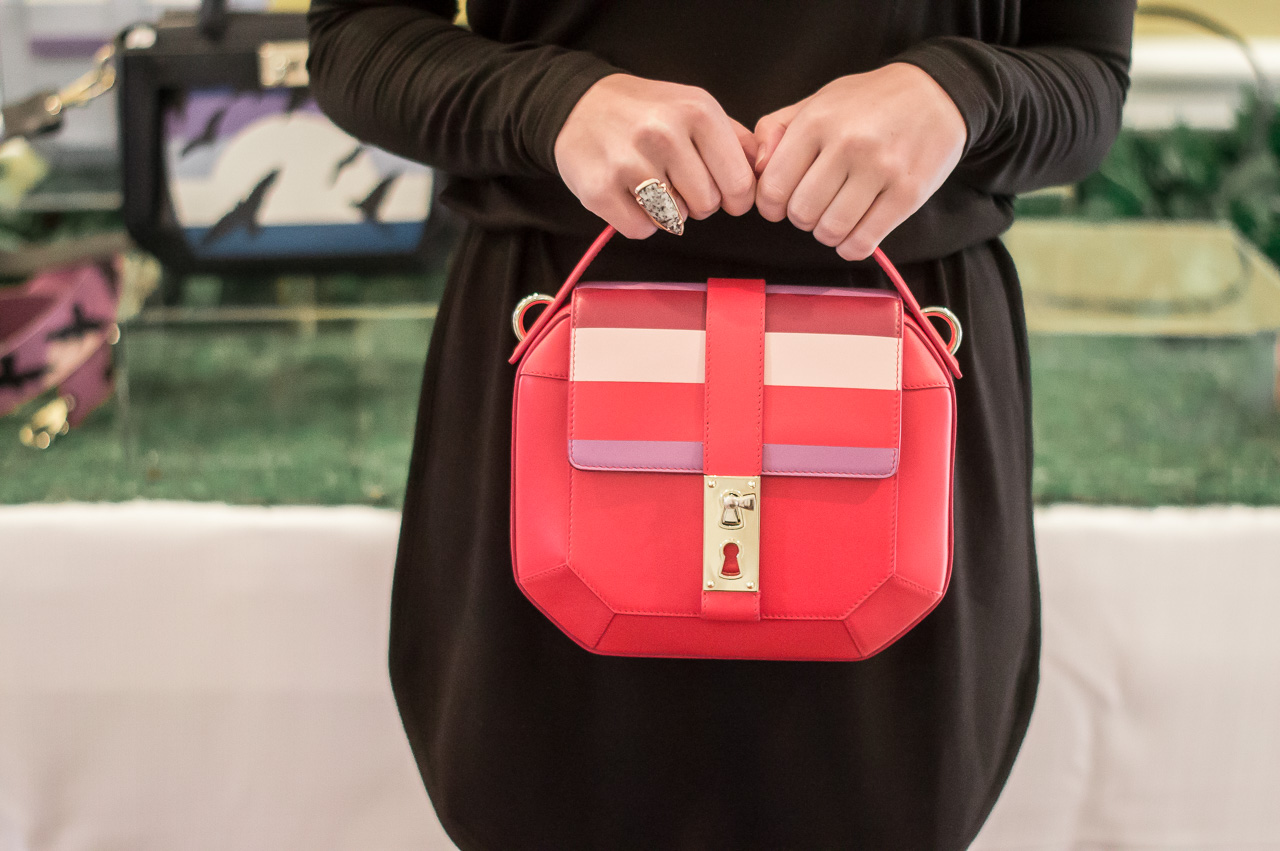 tina-craig-gianfranco-lotti-red-shoulder-bag