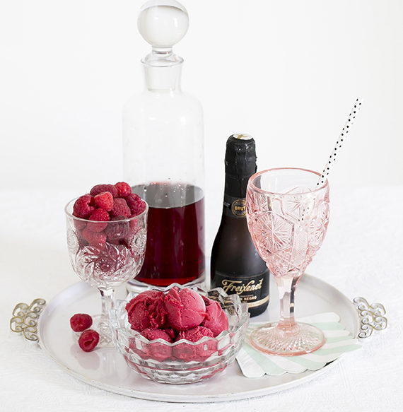 raspberry-sorbet-champange-cocktail-11