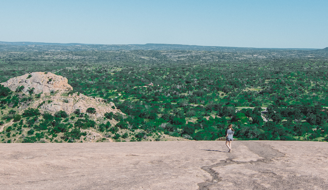 what to do in enchanted rock texas