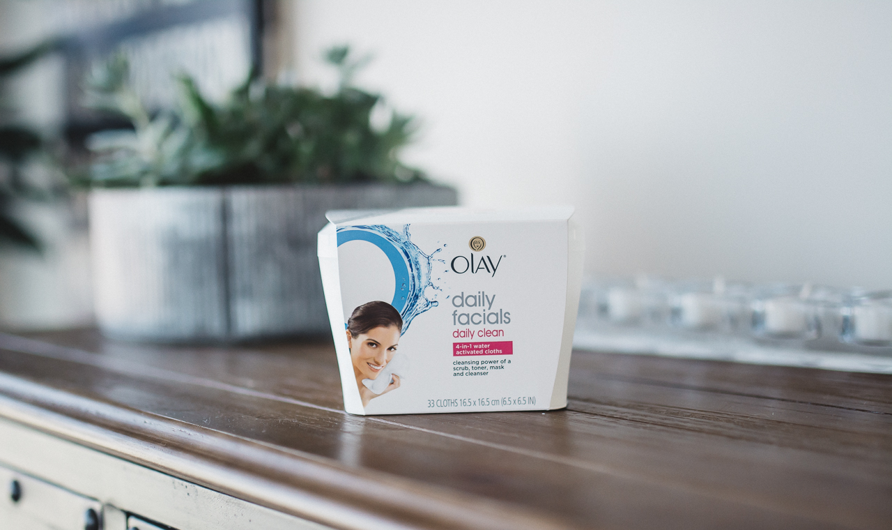 Olay Daily Facials 4 in 1 Cleansing Cloths (13 of 15)