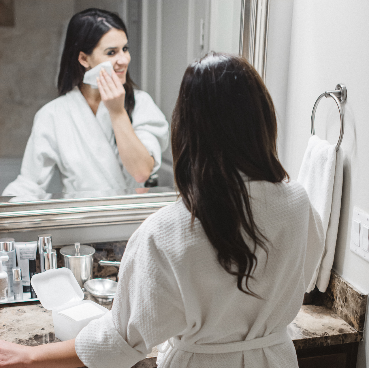 Olay Daily Facials 4 in 1 Cleansing Cloths (9 of 15)
