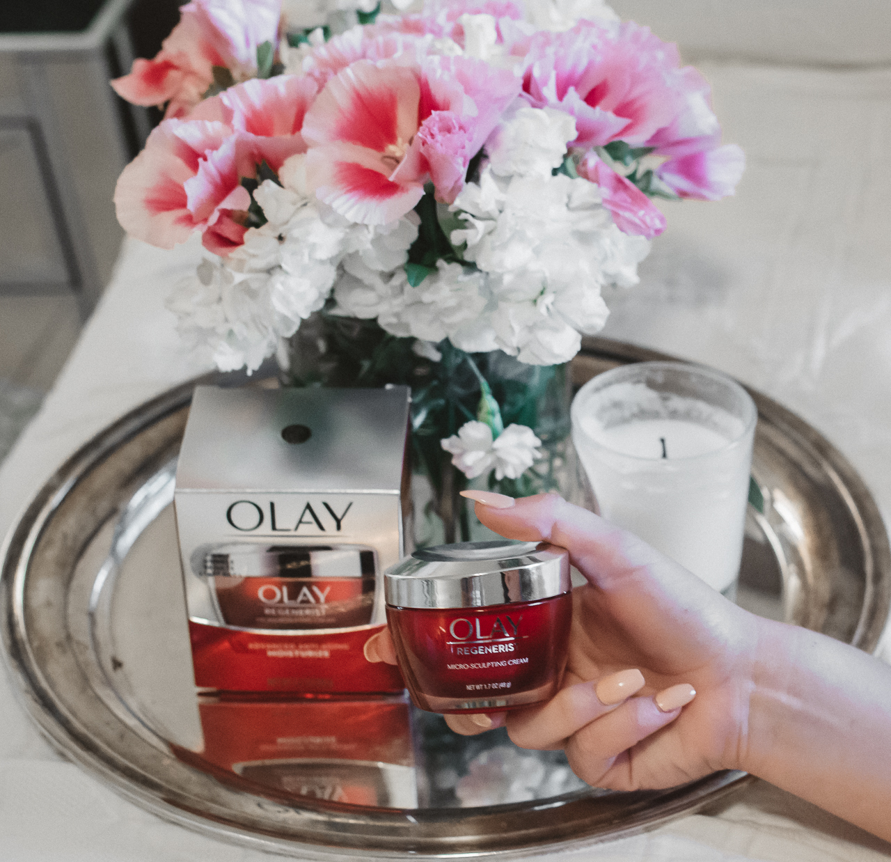 Olay Regenerest Micro-Sculpting Cream (19 of 20)