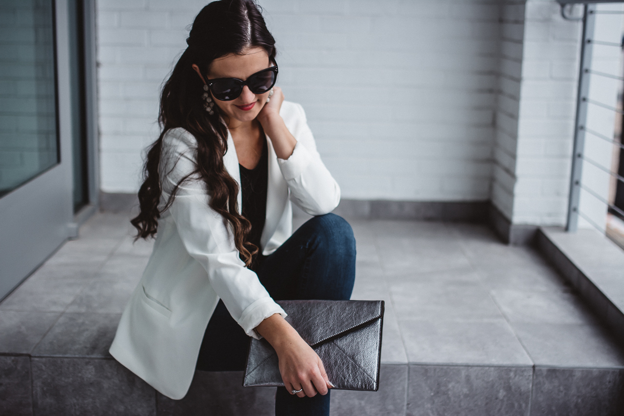 How to wear a white blazer in fall