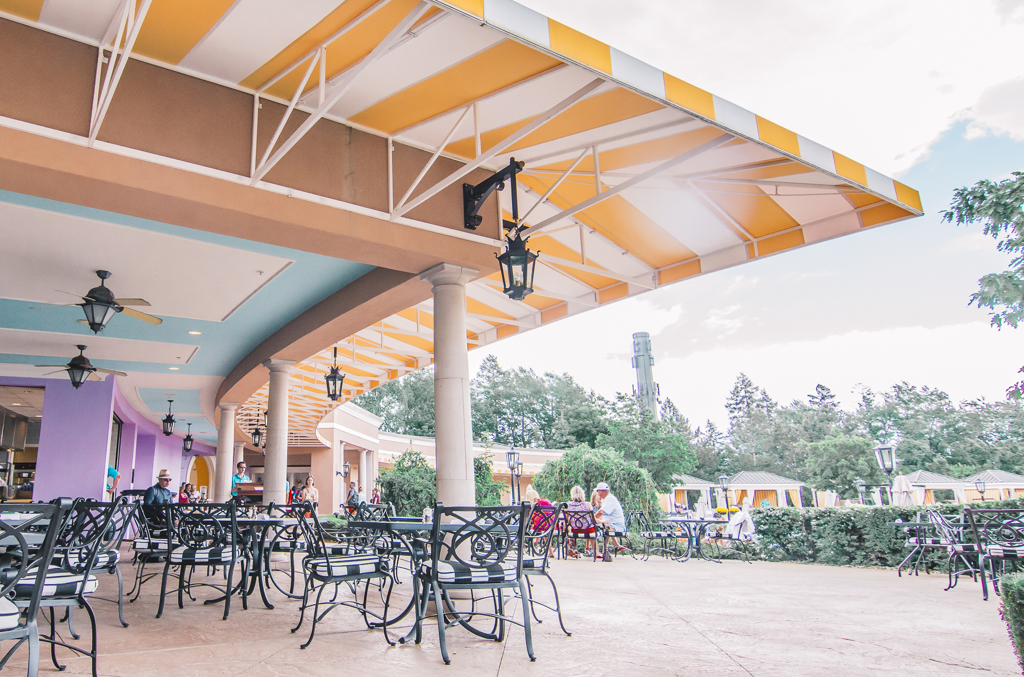 The Broadmoor Pool Cabanas