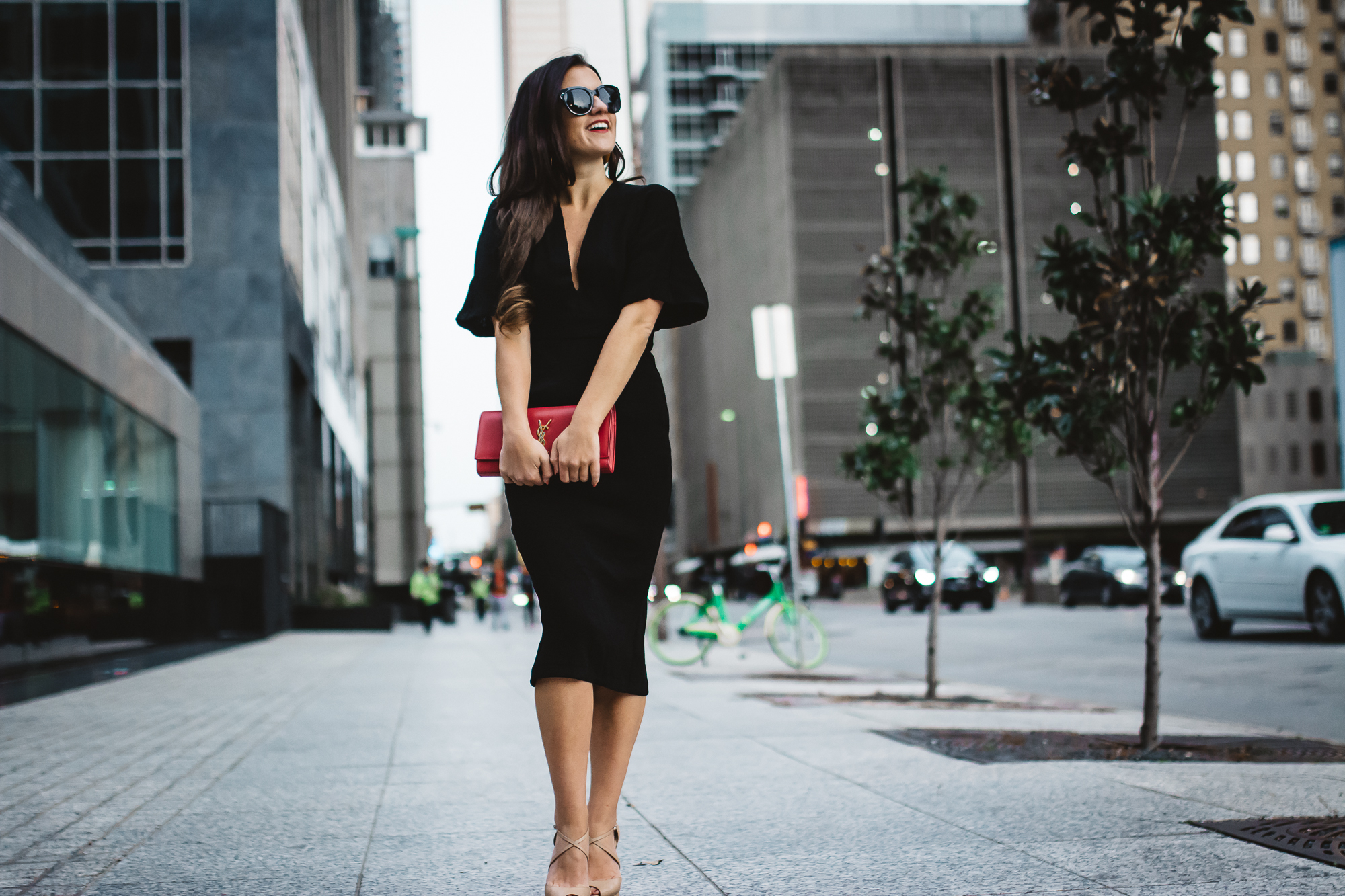 how bloggers make money