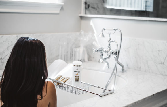 Pantene Bath tub