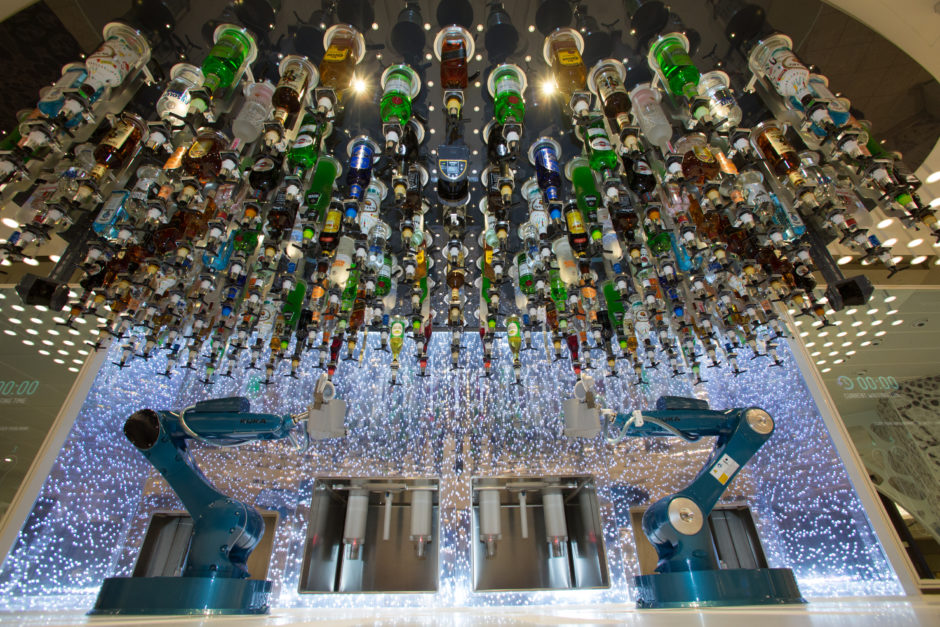 Symphony of the Seas Bionic Bar