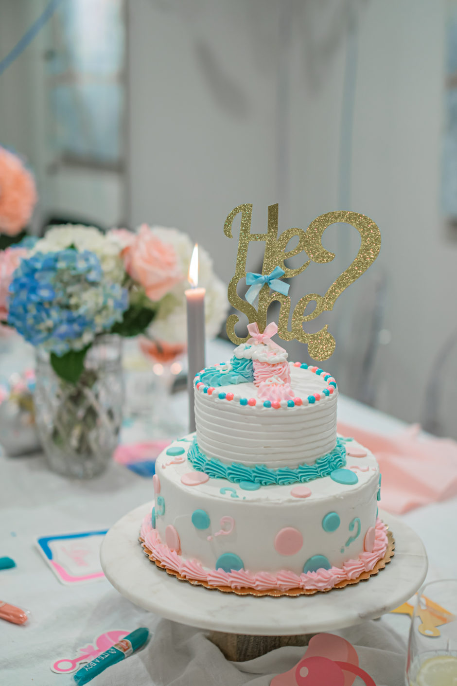 Gender Reveal Table Setting