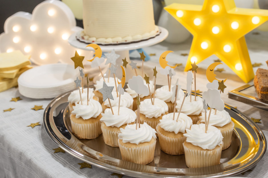 twinkle twinkle baby shower cupcakes
