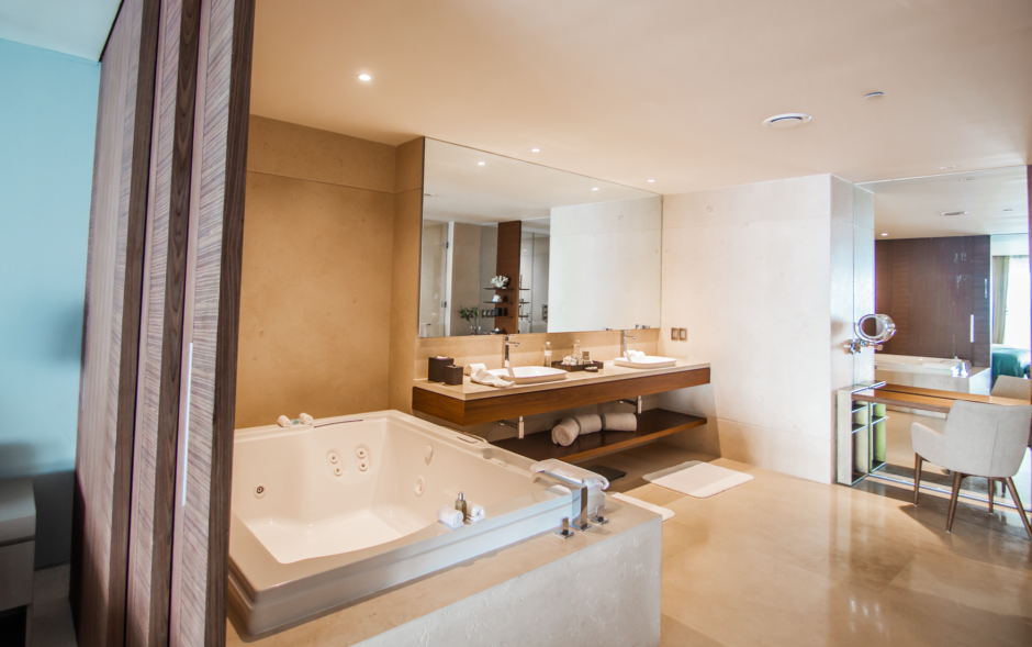 Grand Velas Los Cabos Bathroom