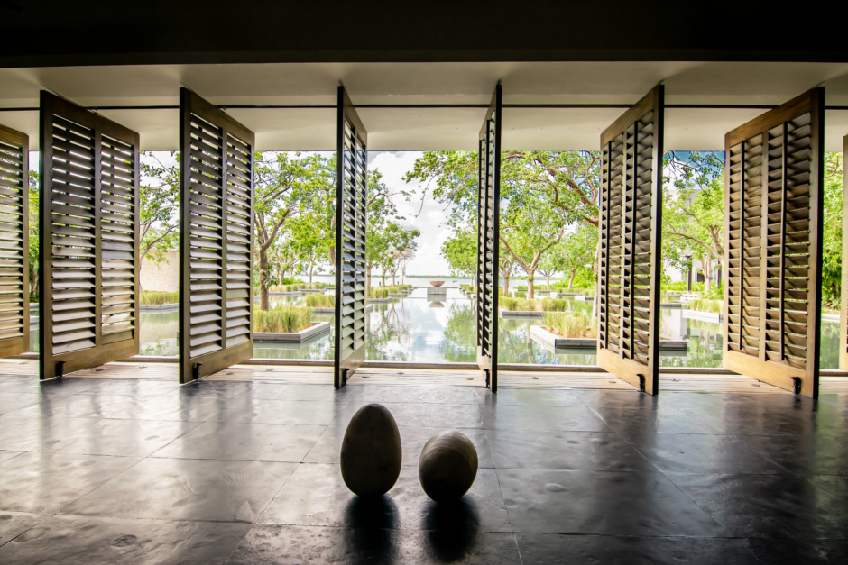 Nizuc Hotel Lobby
